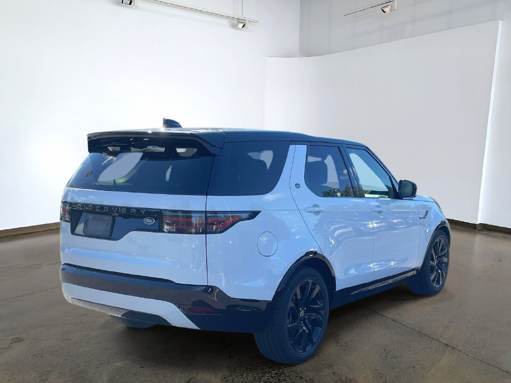 Used 2023 Land Rover Discovery S R-Dynamic AWD/4WD image 4