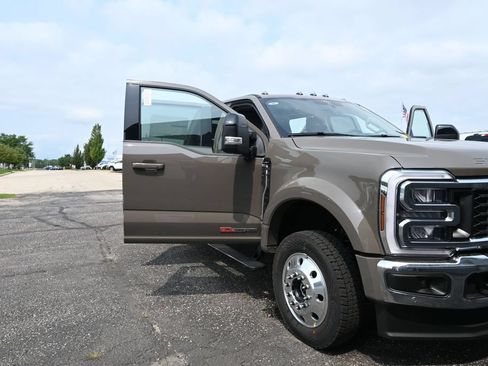 New 2026 Ford F450 Lariat w/ Lariat Ultimate Package AWD/4WD image 72