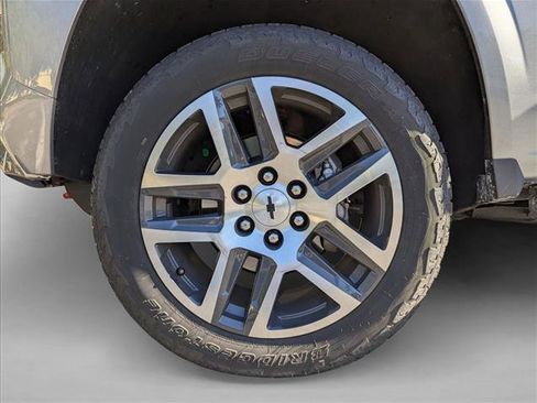 Used 2023 Chevrolet Colorado Z71 w/ Z71 Convenience Package 2 image 13