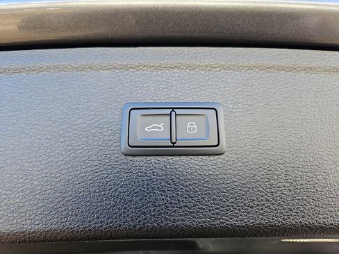 Used 2024 Audi Q5 2.0T Premium Plus w/ Premium Plus Package image 25