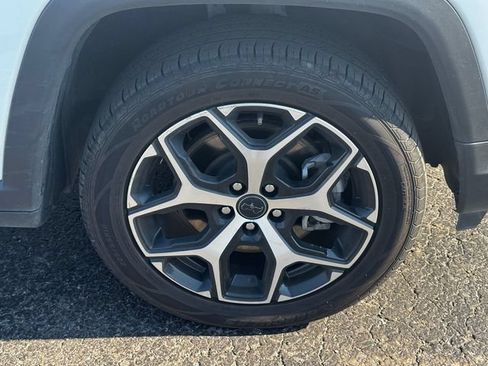 Certified 2025 Jeep Compass Limited AWD/4WD image 9