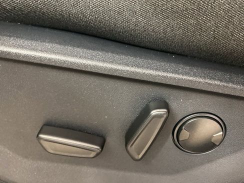 Used 2025 Ford F150 XLT w/ Equipment Group 302A MID image 17