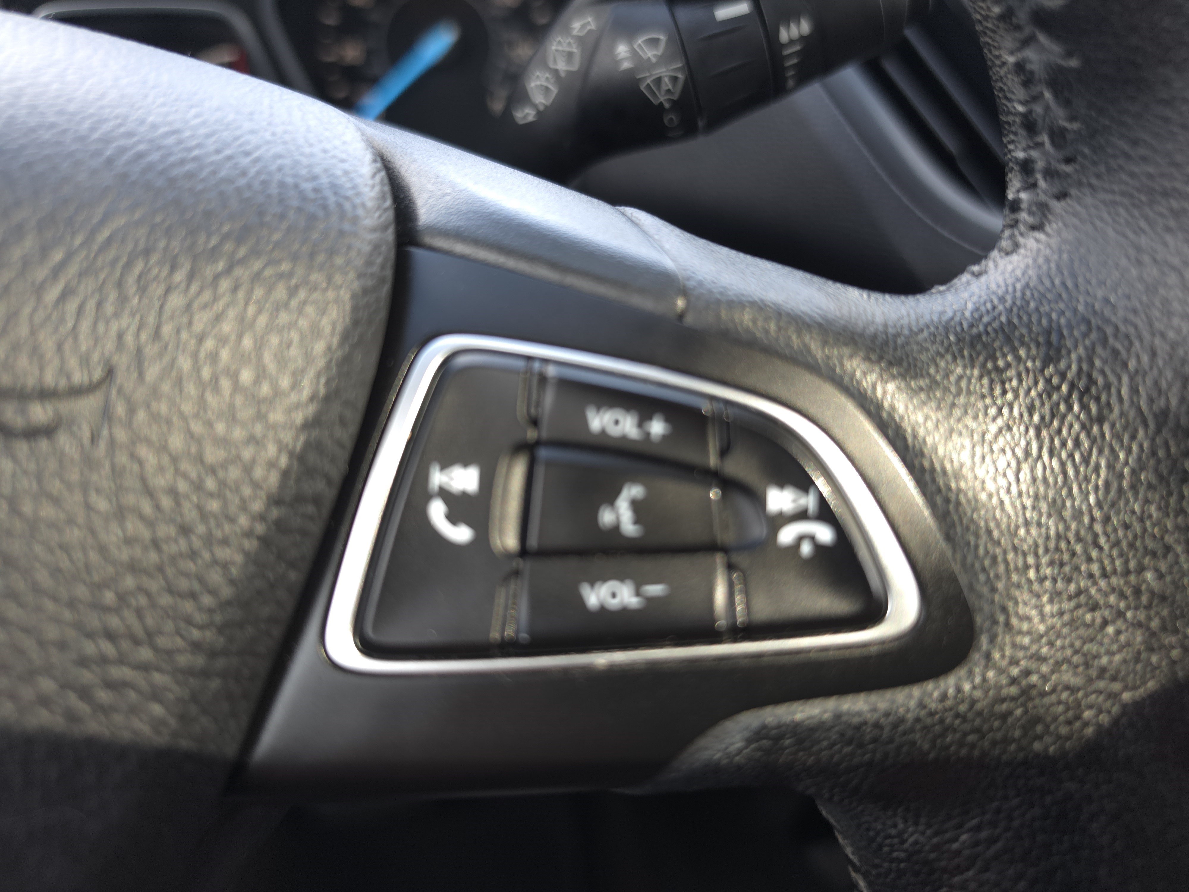 Used 2019 Ford Escape Titanium FWD image 19
