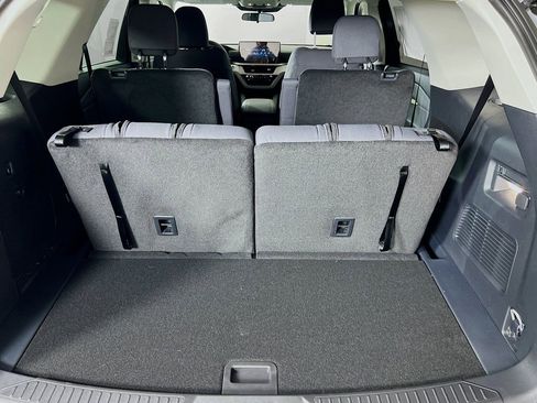 New 2026 Ford Explorer Active image 14