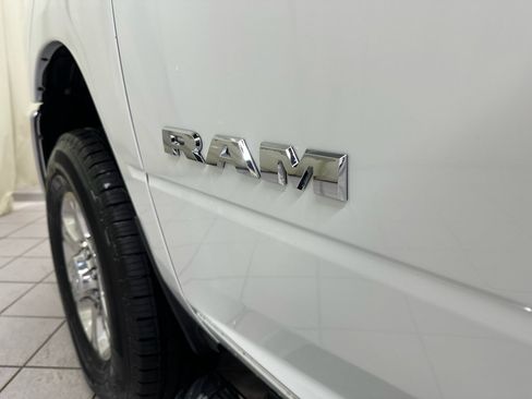 Used 2024 RAM 2500 Big Horn image 17