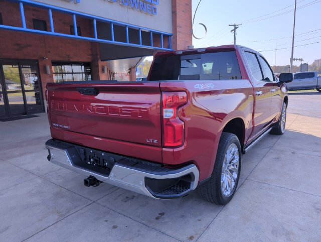 Used 2023 Chevrolet Silverado 1500 LTZ w/ LTZ Convenience Package II AWD/4WD image 9