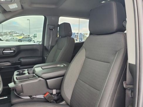 Certified 2022 Chevrolet Silverado 1500 Custom Trail Boss w/ Midnight Edition image 7