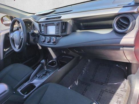 Used 2016 Toyota RAV4 LE FWD image 20