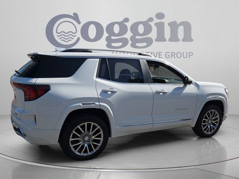 Certified 2026 GMC Terrain Denali AWD/4WD image 5