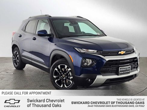 Used 2023 Chevrolet TrailBlazer LT w/ Convenience Package FWD image 1