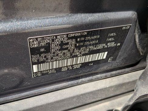 Used 2021 Toyota RAV4 Limited AWD/4WD image 27