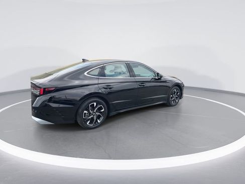 Certified 2024 Hyundai Sonata SEL FWD image 8