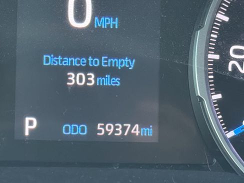 Used 2021 Toyota RAV4 XLE Premium image 73