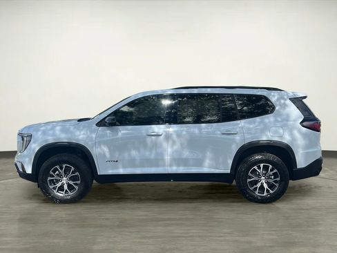 New 2026 GMC Acadia AT4 w/ Luxury Package AWD/4WD image 3