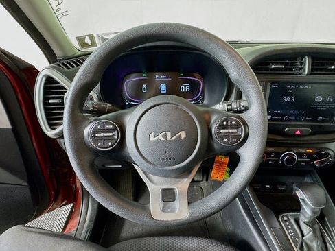 Certified 2024 Kia Soul LX FWD image 11