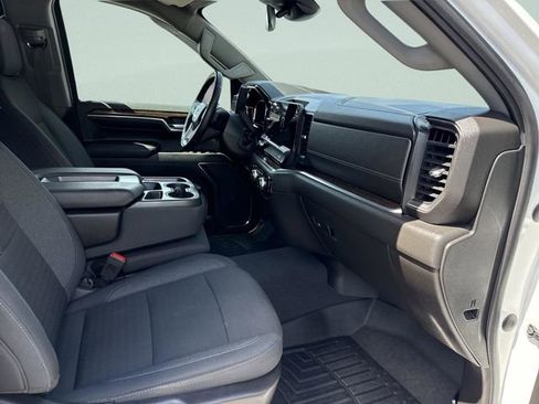 Used 2023 GMC Sierra 1500 SLE RWD image 22