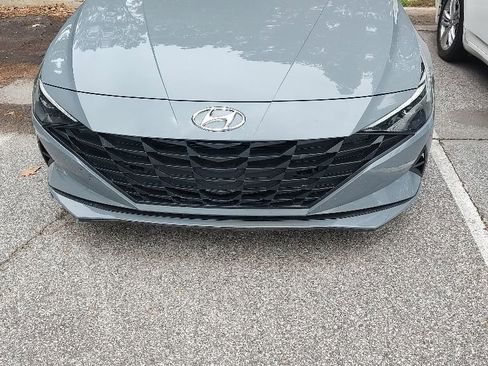 Used 2021 Hyundai Elantra SEL FWD image 10