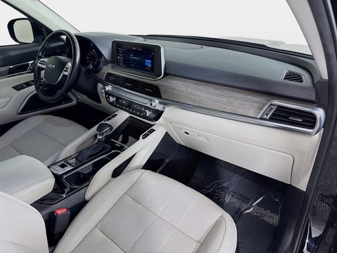 Certified 2022 Kia Telluride EX w/ EX Premium Package image 31