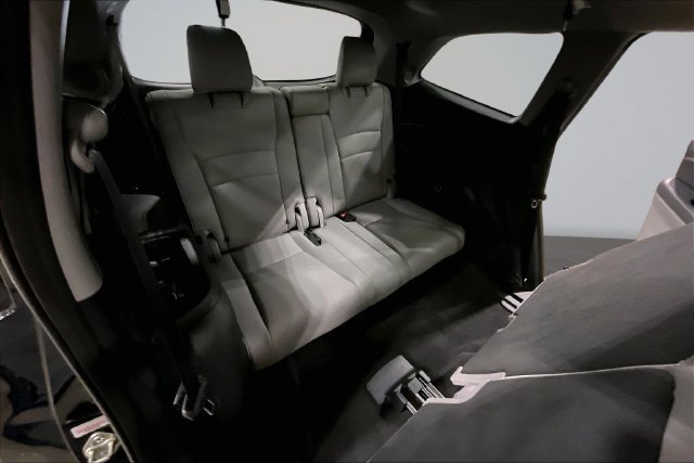 Used 2017 Honda Pilot Touring image 30