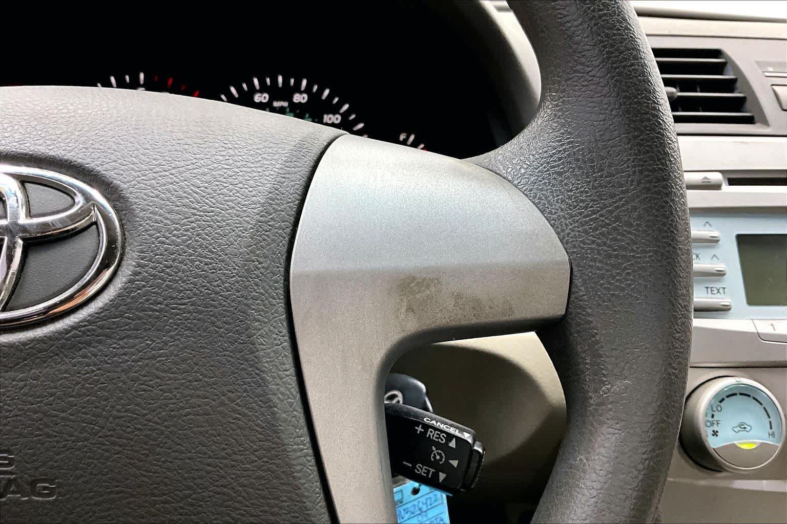 Used 2009 Toyota Camry LE FWD image 21