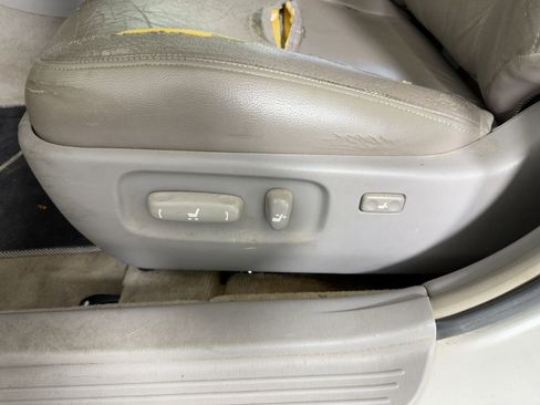 Used 2004 Toyota Camry LE image 11