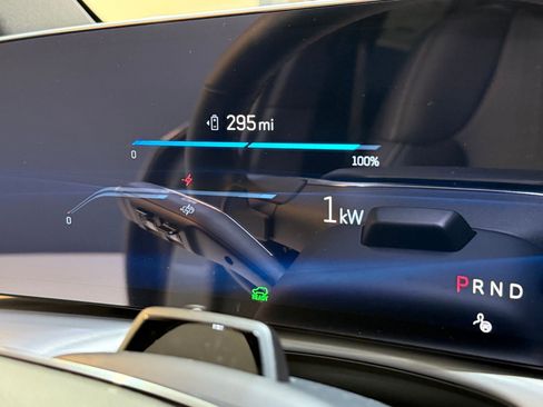 New 2026 Cadillac Vistiq Sport AWD/4WD image 30