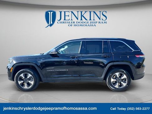 Used 2024 Jeep Grand Cherokee Limited 4xe AWD/4WD image 6