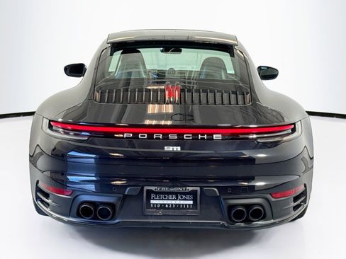 Used 2022 Porsche 911 Carrera image 10