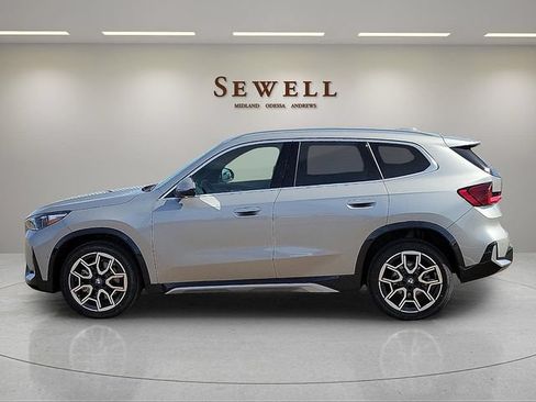 Used 2026 BMW X1 xDrive28i w/ Technology Package AWD/4WD image 2
