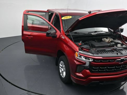 Used 2023 Chevrolet Silverado 1500 RST AWD/4WD image 39