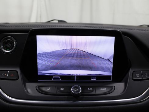 Used 2021 Chevrolet Blazer LT image 21