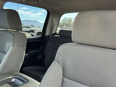 Used 2015 Chevrolet Silverado 2500 LT w/ LT Convenience Package image 19