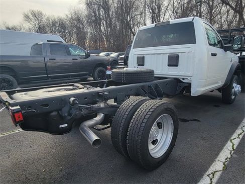 New 2026 RAM 5500 Tradesman w/ Chrome Appearance Group image 7