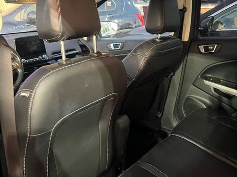 Used 2020 Ford EcoSport Titanium FWD image 5