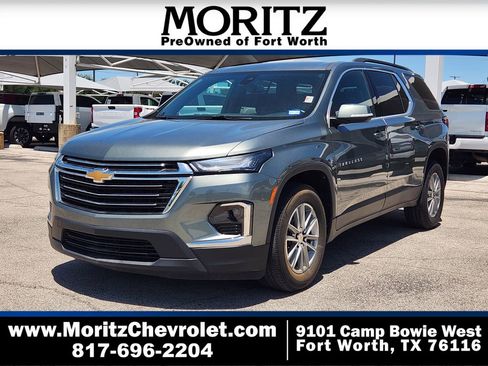 Used 2023 Chevrolet Traverse LT AWD/4WD image 1