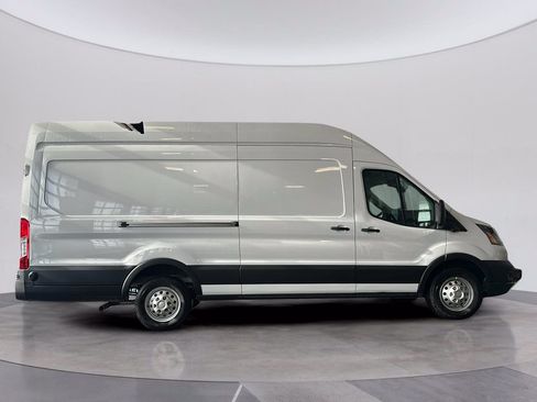 Used 2024 Ford Transit 250 148 High Roof Extended AWD w/ Interior Upgrade Package image 7