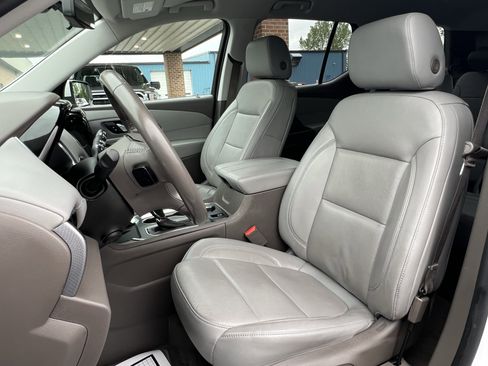 Used 2019 Chevrolet Traverse Premier AWD/4WD image 15