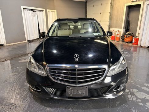 Used 2014 Mercedes-Benz E 350 4MATIC Sedan image 2