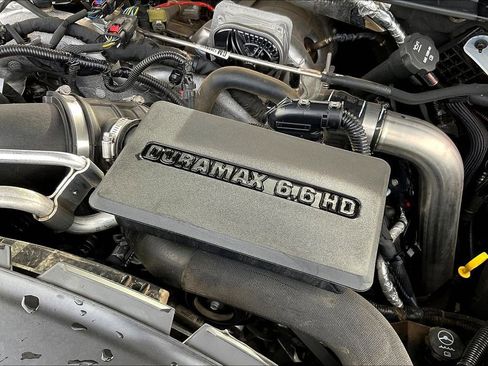 Used 2024 Chevrolet Silverado 3500 High Country w/ High Country Premium Package image 34