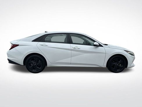 Used 2021 Hyundai Elantra SEL image 8