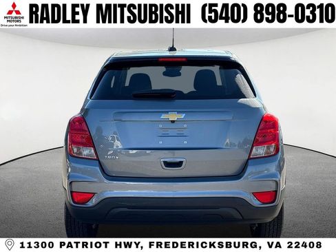 Used 2020 Chevrolet Trax LS w/ Tint and Cruise Package FWD image 16