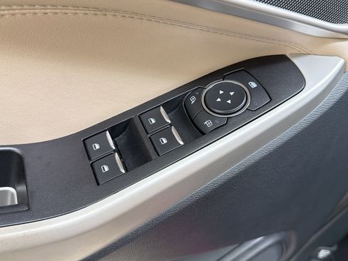 Certified 2020 Ford Explorer XLT w/ Equipment Group 202A RWD image 21