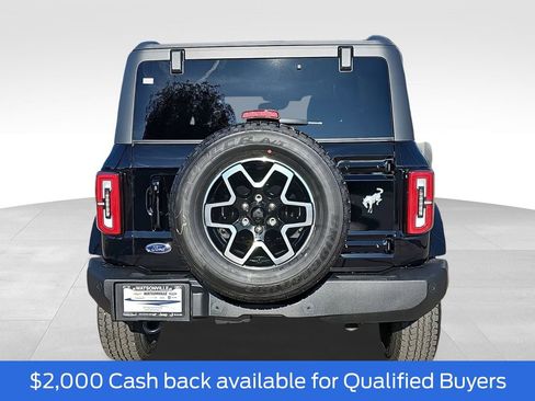 New 2025 Ford Bronco Outer Banks image 4