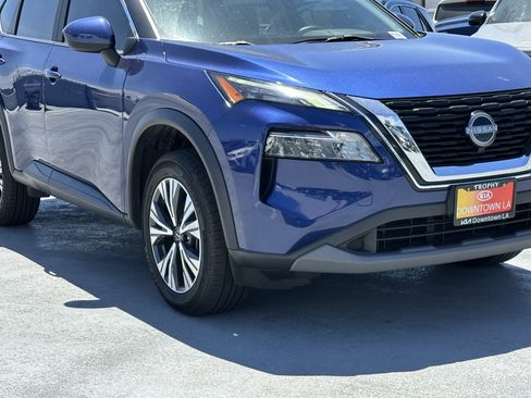 Used 2023 Nissan Rogue SV AWD/4WD image 11