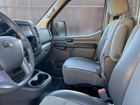 Used 2021 Nissan NV 2500 S image 21