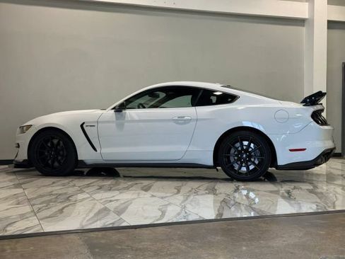 Used 2016 Ford Mustang Shelby GT350 w/ Technology Package RWD image 12