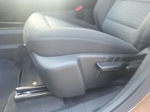 New 2027 Chevrolet Equinox LT FWD image 15