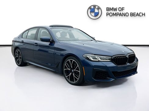 Used 2023 BMW 540i 540i w/ M Sport Package image 1