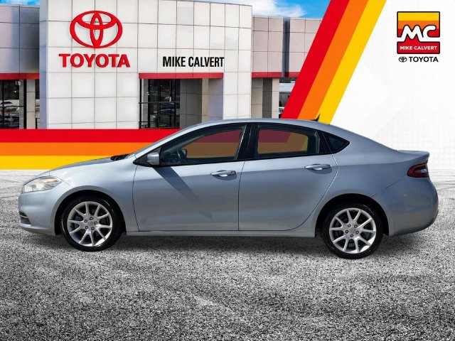 Used 2013 Dodge Dart SXT w/ Popular Equipment Group FWD image 3