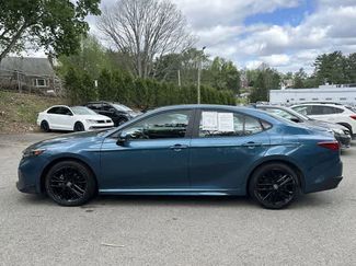 Used 2025 Toyota Camry SE FWD video 2